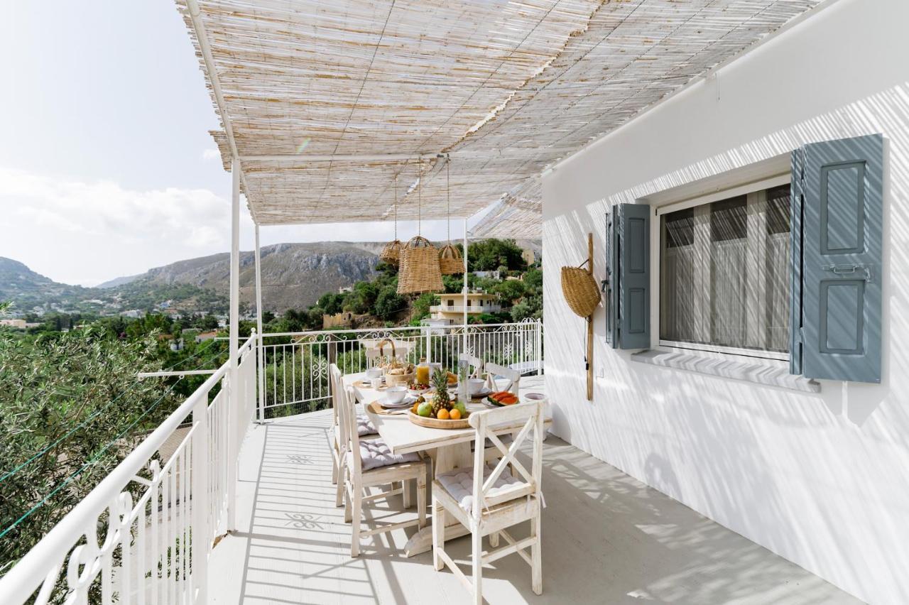 Menori Luxury Suite Panormos  Ngoại thất bức ảnh